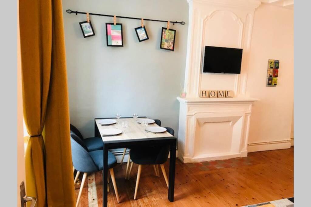 Au Coeur Du Vieux Bayeux, Logement De Charme Lägenhet Exteriör bild