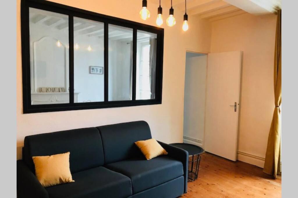 Au Coeur Du Vieux Bayeux, Logement De Charme Lägenhet Exteriör bild